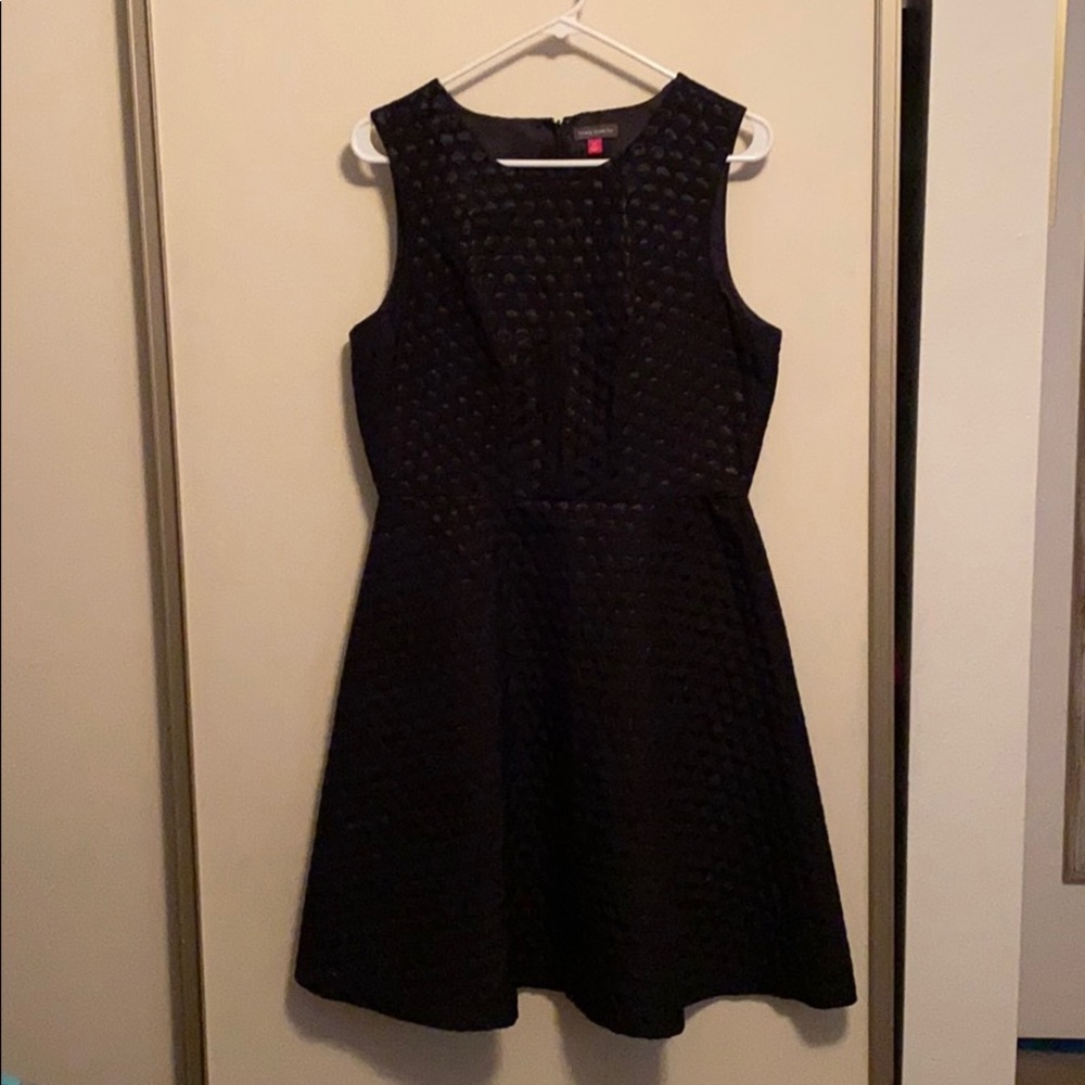 Vince Camuto Black Sleeveless Fitted Dress